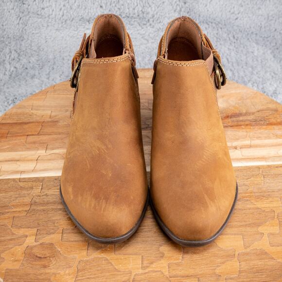 Clarks Adreena Field Women's Boot Brown Leather Upper Size 6 M - Picture 2 of 6